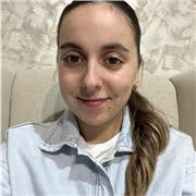 Profesora titulada con experiencia, ofrece clases a Infantil, Primaria y ESO